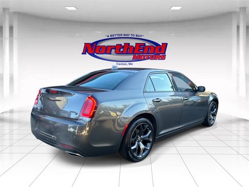 Used 2023 Chrysler 300 S image 3