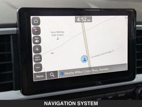 Used 2022 Hyundai Venue Limited w/ Cargo Package image 23