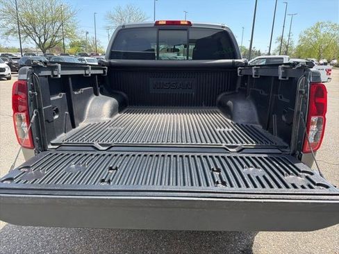 Used 2019 Nissan Frontier SV AWD/4WD image 16