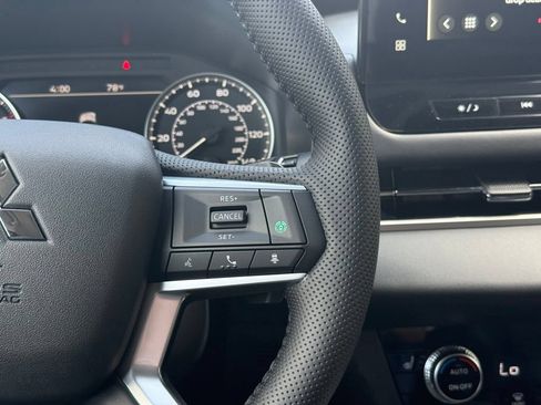 New 2026 Mitsubishi Outlander AWD image 11