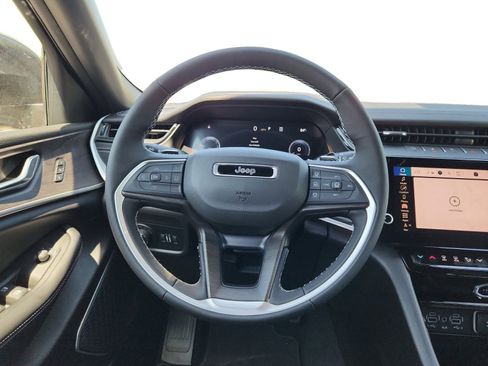 New 2026 Jeep Grand Cherokee Limited w/ Limited Altitude Package RWD image 12