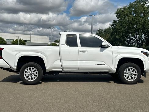 Used 2025 Toyota Tacoma SR5 RWD image 3