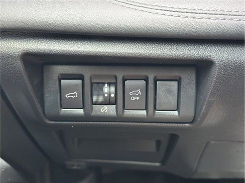 Used 2021 Subaru Outback Limited w/ Popular Package #2 image 28