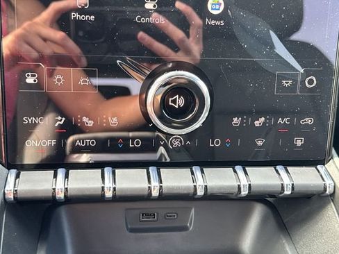 New 2026 GMC Terrain AT4 w/ Convenience Package III image 19