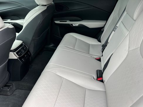 Certified 2024 Lexus RX 350 Premium Plus w/ Cold Area Package FWD image 26