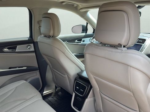 Certified 2020 Lincoln Nautilus Reserve w/ Equipment Group 202A AWD/4WD image 29