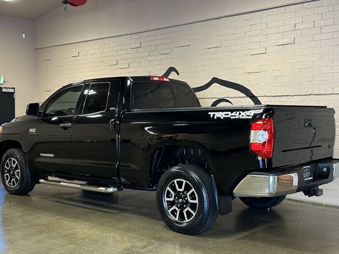 Used 2016 Toyota Tundra SR5 w/ TRD Off Road Package AWD/4WD image 8