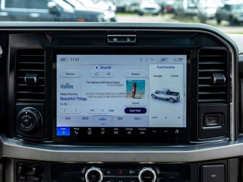 Used 2026 Ford F250 Platinum w/ Platinum Plus Package image 26