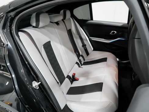 Used 2024 BMW M3 Competition w/ Executive Package image 21