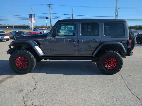 Used 2019 Jeep Wrangler Unlimited Rubicon AWD/4WD image 5