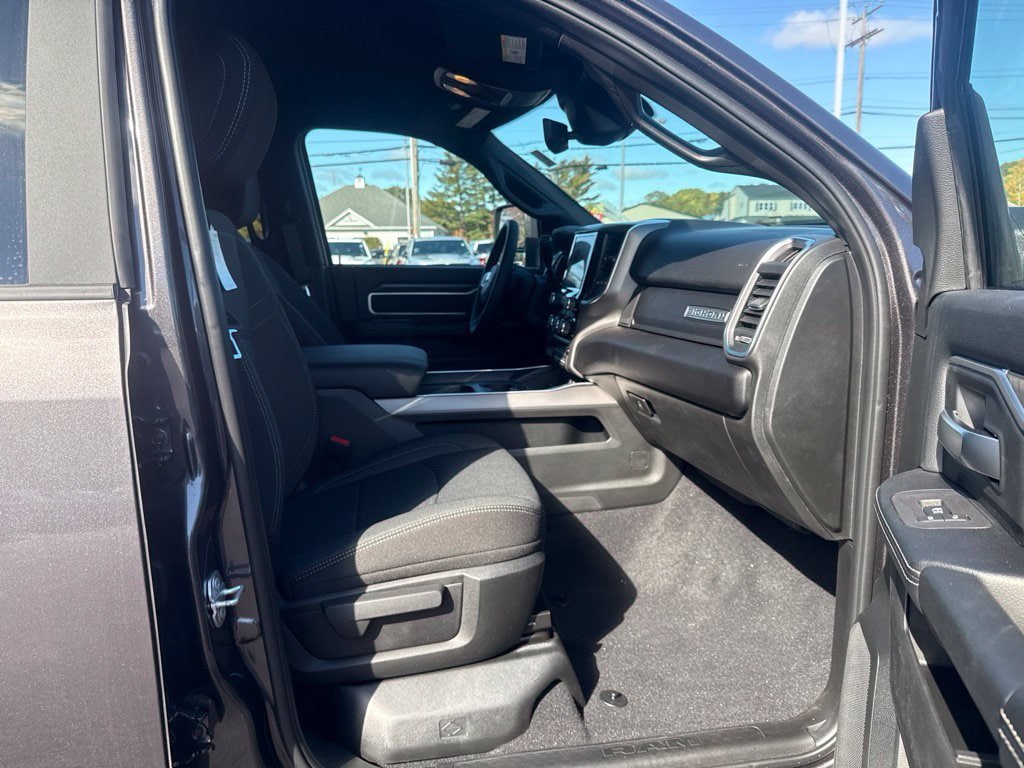 New 2027 RAM 2500 Big Horn AWD/4WD image 25