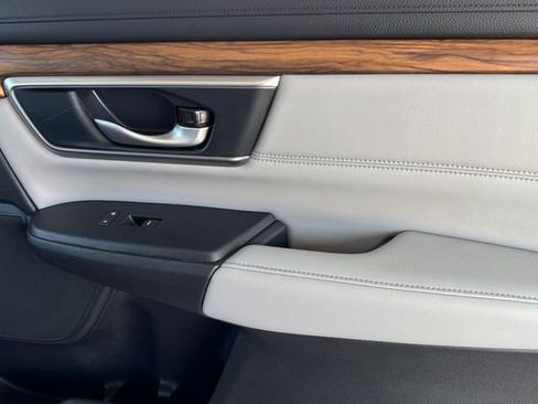 Certified 2021 Honda CR-V Touring image 22