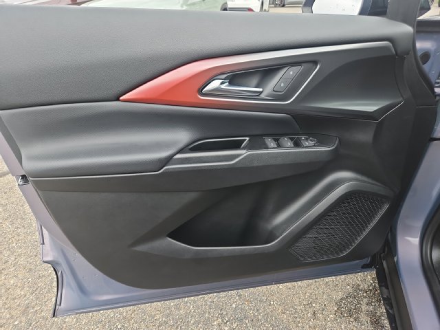 Used 2024 Chevrolet Equinox EV RS w/ LPO, Trailering Package FWD image 11