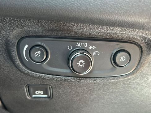 Used 2020 GMC Terrain SLT AWD/4WD image 10