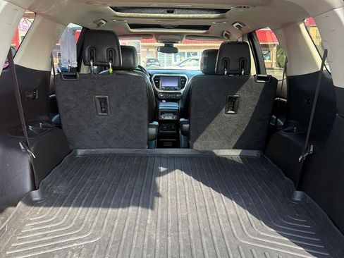 Used 2018 GMC Acadia Denali w/ LPO, Protection Package AWD/4WD image 20