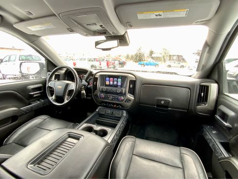 Used 2018 Chevrolet Silverado 1500 High Country image 27