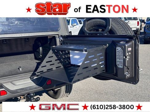 Used 2022 Jeep Wrangler Unlimited Sahara w/ Cold Weather Group image 43