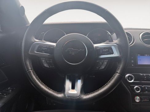 Used 2019 Ford Mustang Coupe RWD image 8