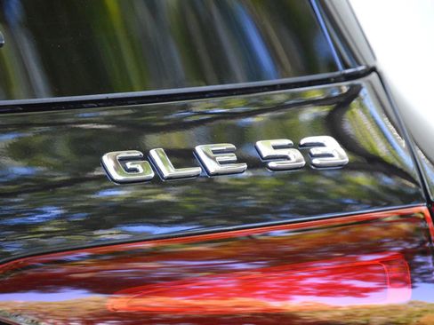 Used 2025 Mercedes-Benz GLE 53 AMG 4MATIC image 14