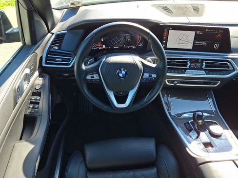 Used 2023 BMW X5 xDrive40i w/ Parking Assistance Package AWD/4WD image 12
