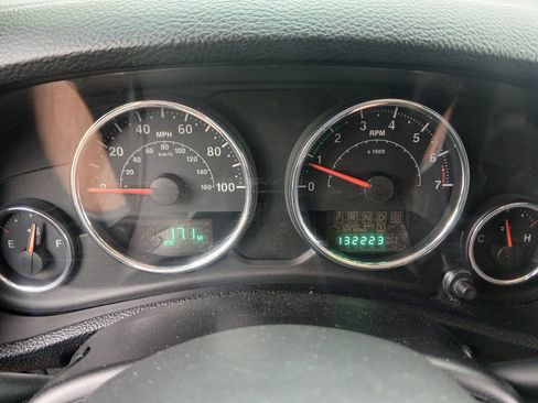 Used 2012 Jeep Wrangler Sport AWD/4WD image 17