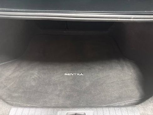 Used 2024 Nissan Sentra SV FWD image 18