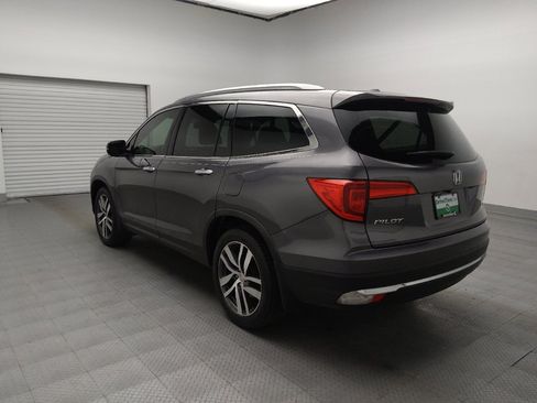 Used 2017 Honda Pilot Touring image 5