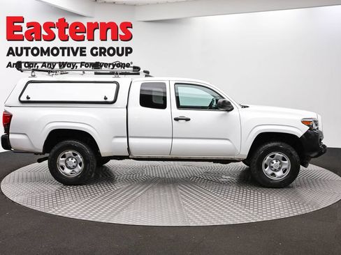 Used 2019 Toyota Tacoma SR RWD image 4