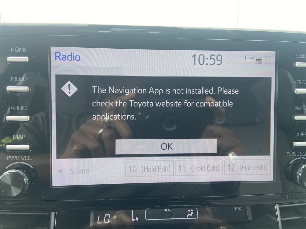 Used 2021 Toyota Sienna LE FWD image 14