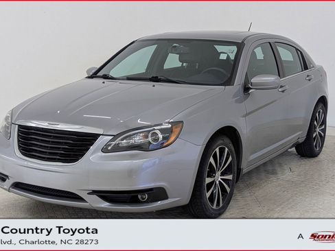 Used 2013 Chrysler 200 Limited w/ Sun/Sound Group image 1