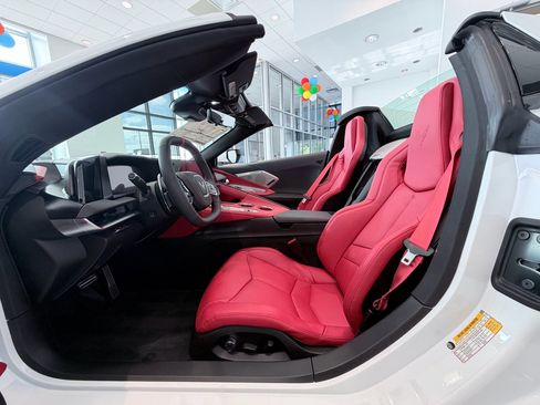 New 2026 Chevrolet Corvette Stingray Preferred Conv w/ 2LT RWD image 19