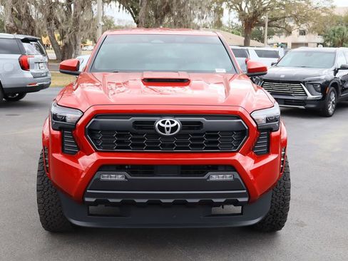Used 2024 Toyota Tacoma TRD Sport image 3