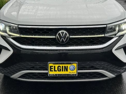 Certified 2023 Volkswagen Taos SEL AWD/4WD image 8