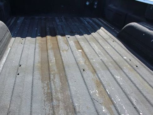 Used 2004 Chevrolet Silverado 2500 LS w/ Heavy-Duty Power Package image 12