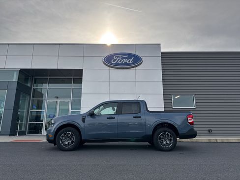 New 2025 Ford Maverick XLT w/ Equipment Group 301A image 9