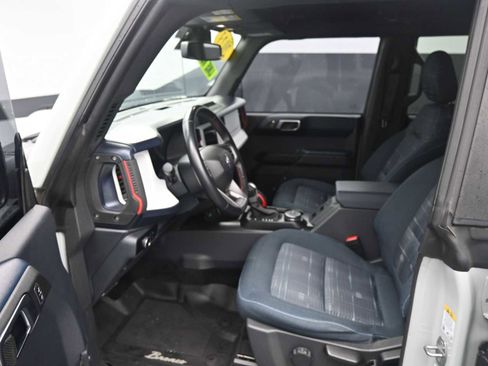 Used 2023 Ford Bronco Heritage Edition image 26