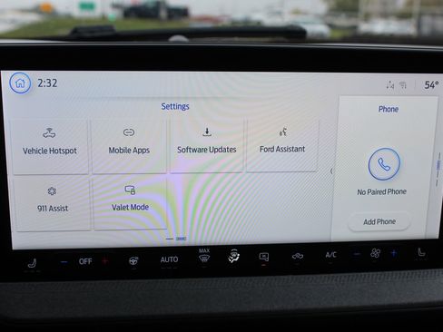New 2025 Ford Maverick XLT w/ Equipment Group 301A image 29