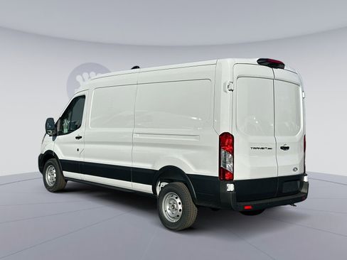 New 2026 Ford Transit 250 148 Medium Roof RWD image 4