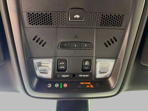 Used 2023 Cadillac XT5 Premium Luxury w/ Technology Package AWD/4WD image 29