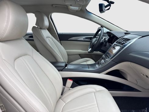 Used 2017 Lincoln MKZ Premiere AWD/4WD image 42