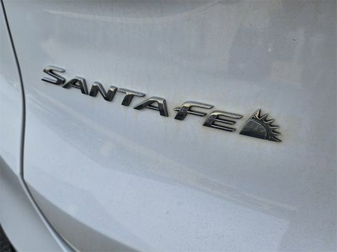 Used 2023 Hyundai Santa Fe SEL Convenience image 11