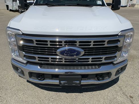New 2025 Ford F350 XL w/ XL Chrome Package RWD image 10