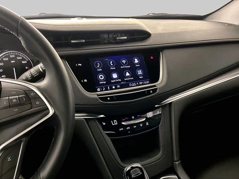 Used 2024 Cadillac XT5 Luxury FWD image 7