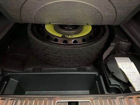 Used 2024 Audi Q8 e-tron Prestige w/ Prestige Package image 88