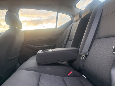 Used 2023 Nissan Altima 2.5 SV w/ SV Premium Package image 36