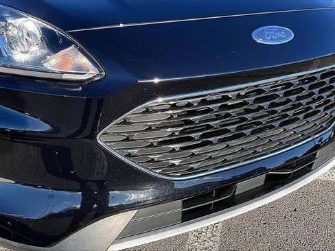 Certified 2022 Ford Escape SE w/ Cold Weather Package image 28