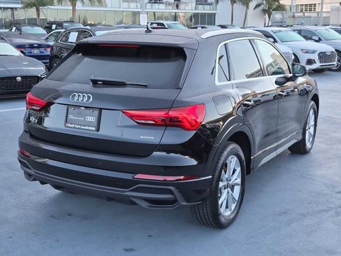 Certified 2025 Audi Q3 2.0T Premium w/ Convenience Package image 6