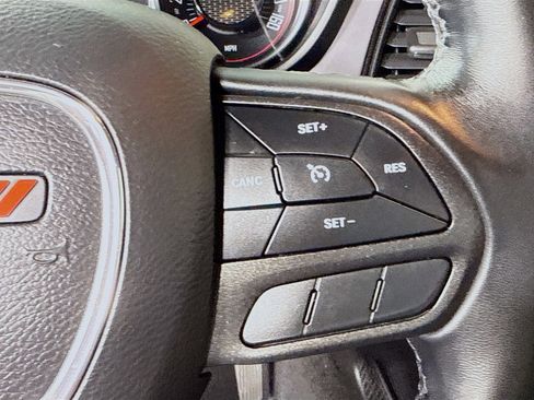 Used 2023 Dodge Challenger SXT image 15