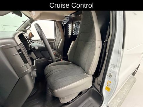 Certified 2023 Chevrolet Express 2500 w/ Driver Convenience Package image 10