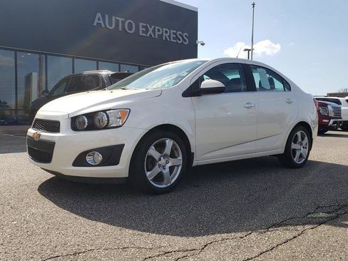 Used 2014 Chevrolet Sonic LTZ FWD image 8
